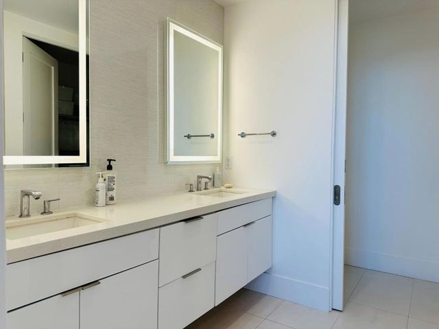 4880 El Camino Real 33, Los Altos, CA 94022