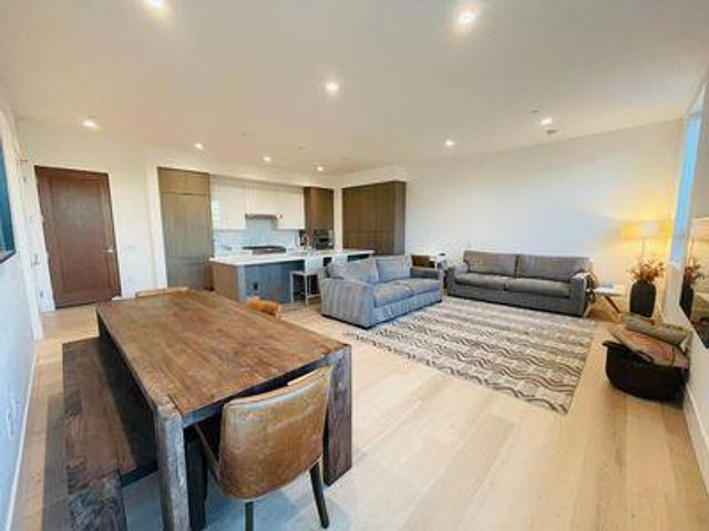 4880 El Camino Real 33, Los Altos, CA 94022