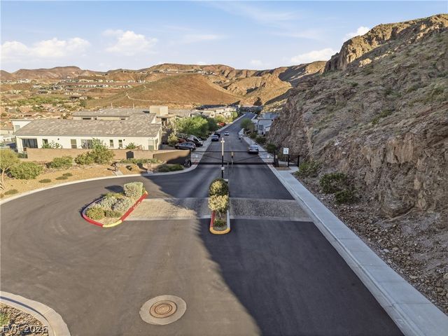 1996 Canyon Highlands Drive, Henderson, NV 89052