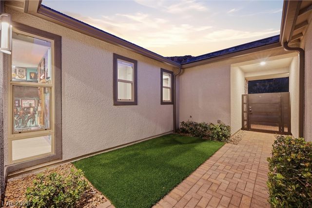 1996 Canyon Highlands Drive, Henderson, NV 89052