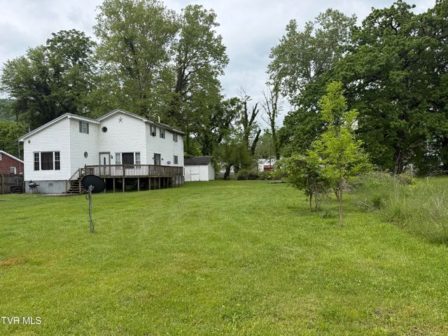 323 South Hamblen Street, Big Stone Gap, VA 24219