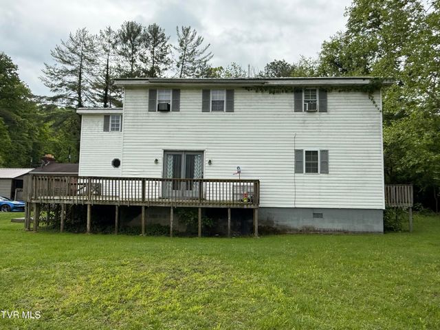 323 South Hamblen Street, Big Stone Gap, VA 24219