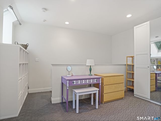 12 Willard Road 8, Norwalk, CT 06851