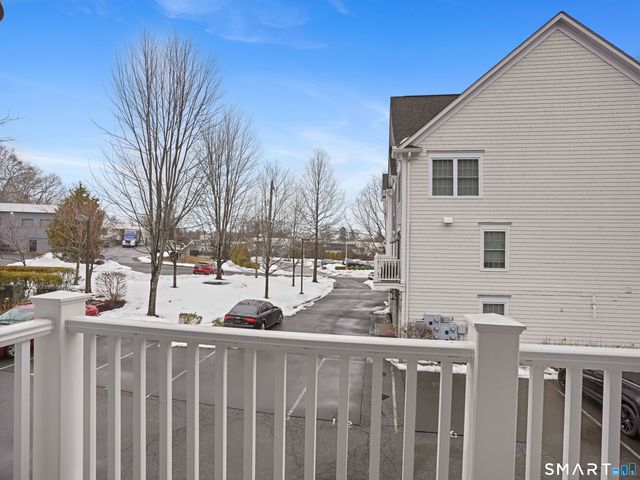 12 Willard Road 8, Norwalk, CT 06851