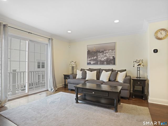 12 Willard Road 8, Norwalk, CT 06851