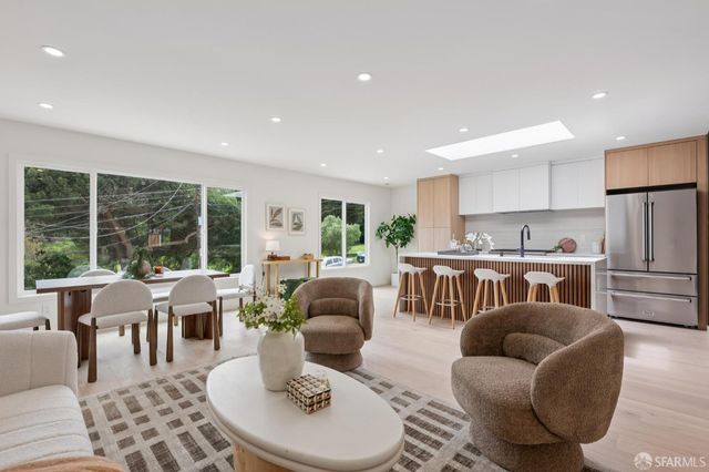 1636 Bacon Street, San Francisco, CA 94134