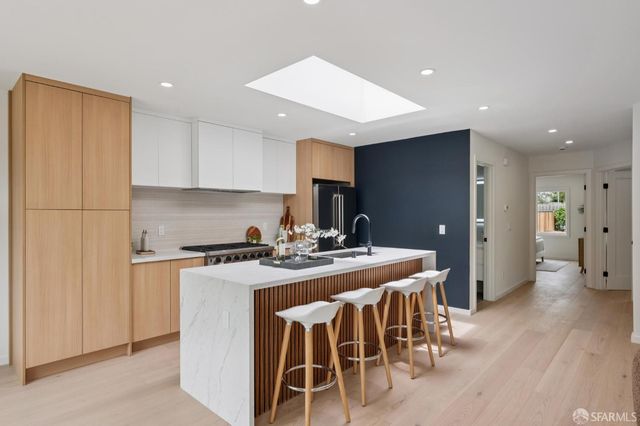 1636 Bacon Street, San Francisco, CA 94134