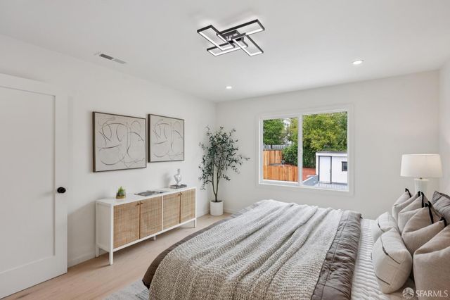 1636 Bacon Street, San Francisco, CA 94134