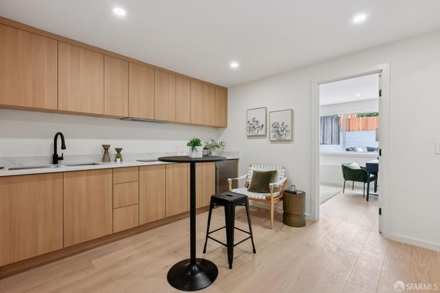 1636 Bacon Street, San Francisco, CA 94134