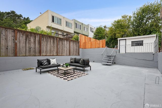 1636 Bacon Street, San Francisco, CA 94134