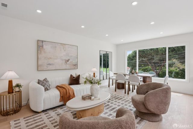 1636 Bacon Street, San Francisco, CA 94134