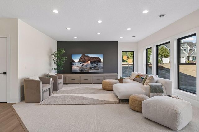 14307 McKenna Road NW, Prior Lake, MN 55372