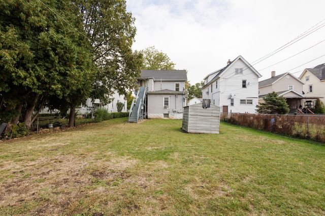 341 S 5th Avenue, Kankakee, IL 60901