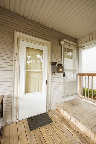 341 S 5th Avenue, Kankakee, IL 60901