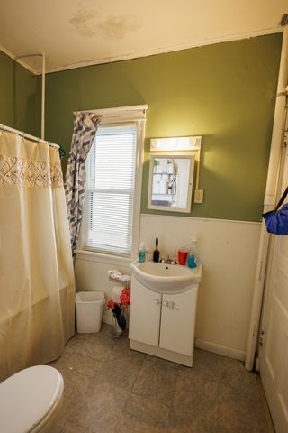 341 S 5th Avenue, Kankakee, IL 60901
