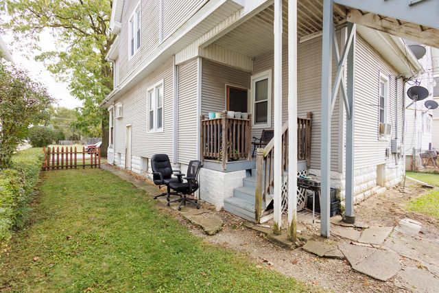 341 S 5th Avenue, Kankakee, IL 60901