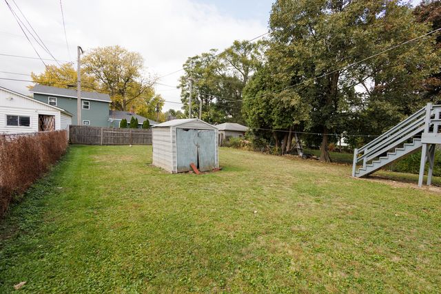 341 S 5th Avenue, Kankakee, IL 60901