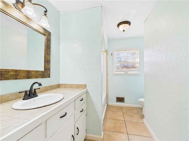 611 Tamarind Street, Harrison, AR 72601