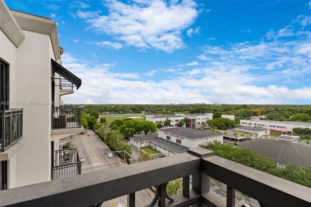 301 Altara Ave 823, Coral Gables, FL 33146