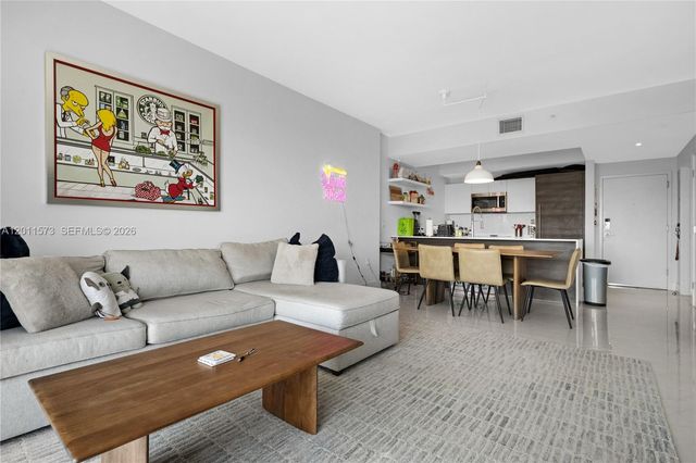 301 Altara Ave 823, Coral Gables, FL 33146