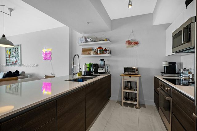301 Altara Ave 823, Coral Gables, FL 33146