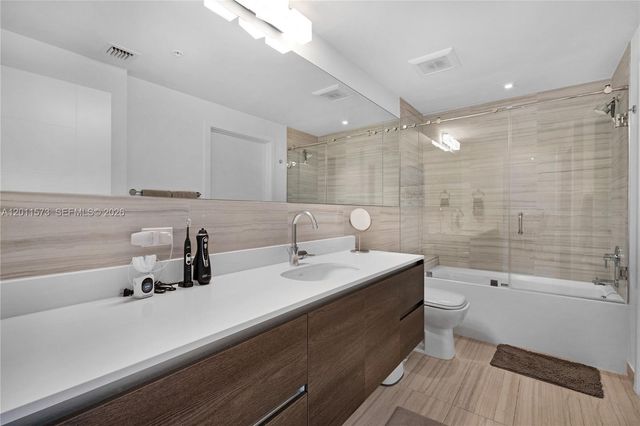 301 Altara Ave 823, Coral Gables, FL 33146