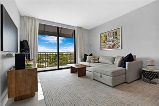 301 Altara Ave 823, Coral Gables, FL 33146