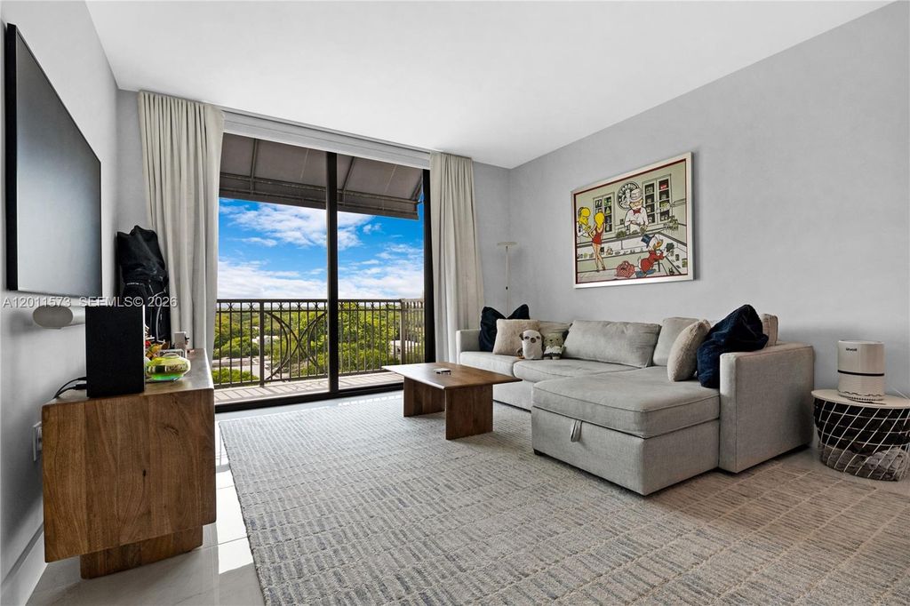 301 Altara Ave 823, Coral Gables, FL 33146