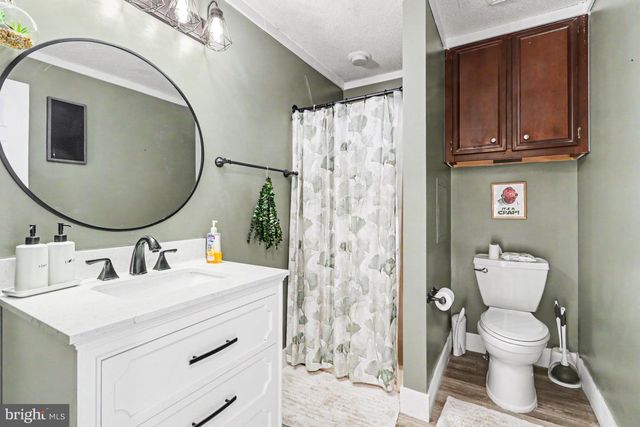 19 FOREST LN, Shippensburg, PA 17257