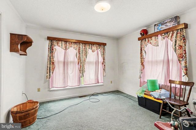 19 FOREST LN, Shippensburg, PA 17257