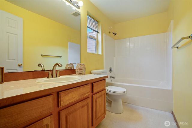 6347 Hamma Hamma Lane NE, Bremerton, WA 98311