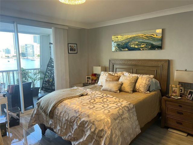 410 Golden Isles Dr 202, Hallandale Beach, FL 33009