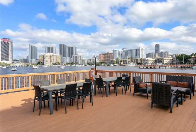 410 Golden Isles Dr 202, Hallandale Beach, FL 33009