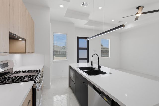 1510 Tralle Street, Houston, TX 77020