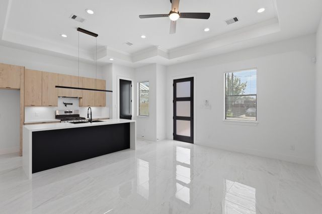 1510 Tralle Street, Houston, TX 77020