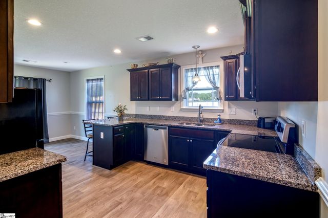 834 John Weaver Trace, Inman, SC 29349