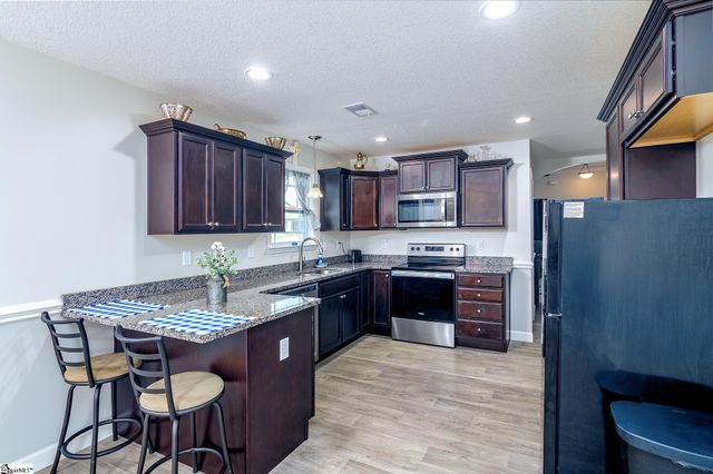 834 John Weaver Trace, Inman, SC 29349