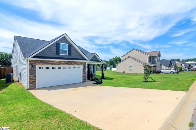 834 John Weaver Trace, Inman, SC 29349