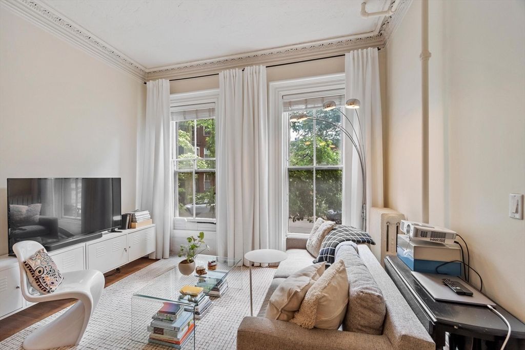 73 Rutland St 2, Boston, MA 02118