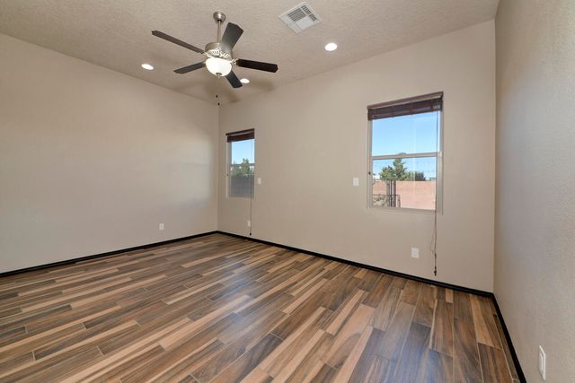 6639 Sujeto Road NW, Albuquerque, NM 87120