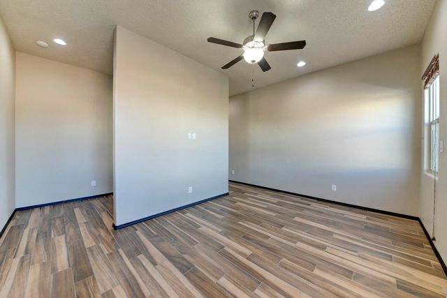 6639 Sujeto Road NW, Albuquerque, NM 87120