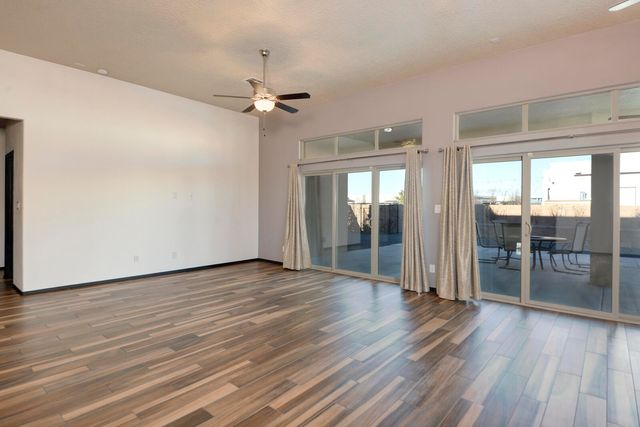 6639 Sujeto Road NW, Albuquerque, NM 87120