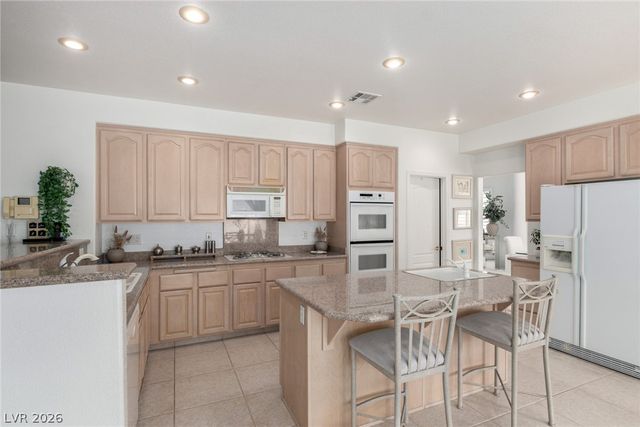 1708 Desert Fort Street, Las Vegas, NV 89128