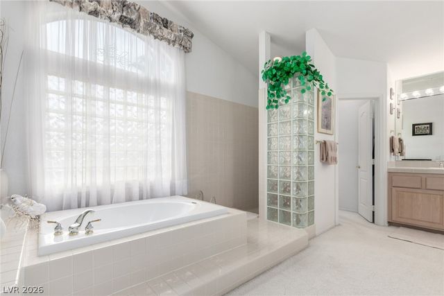 1708 Desert Fort Street, Las Vegas, NV 89128