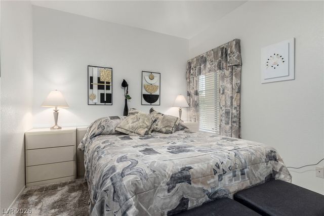 1708 Desert Fort Street, Las Vegas, NV 89128