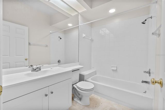 332 ENCLAVE DRIVE, Lakeland, FL 33803