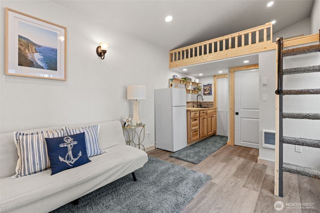 101 SE Mallard Beach Lane, Shelton, WA 98584