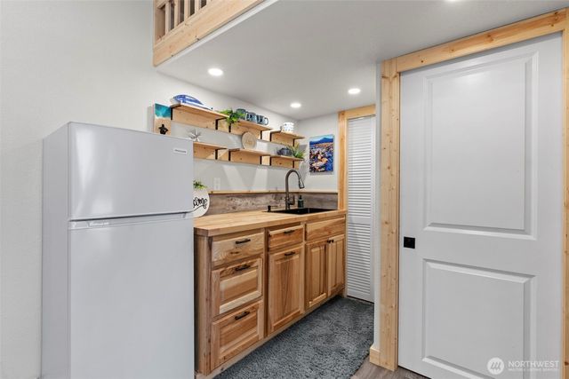 101 SE Mallard Beach Lane, Shelton, WA 98584