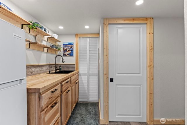 101 SE Mallard Beach Lane, Shelton, WA 98584