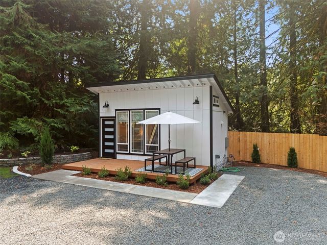101 SE Mallard Beach Lane, Shelton, WA 98584